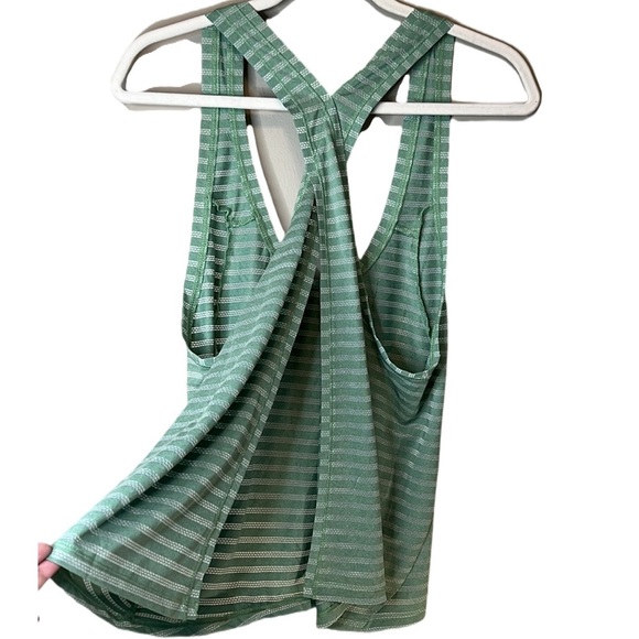 Zyia Forest Nimbus Size XL Women’s Split Back Tank Top New Without Tag - Picture 2 of 9